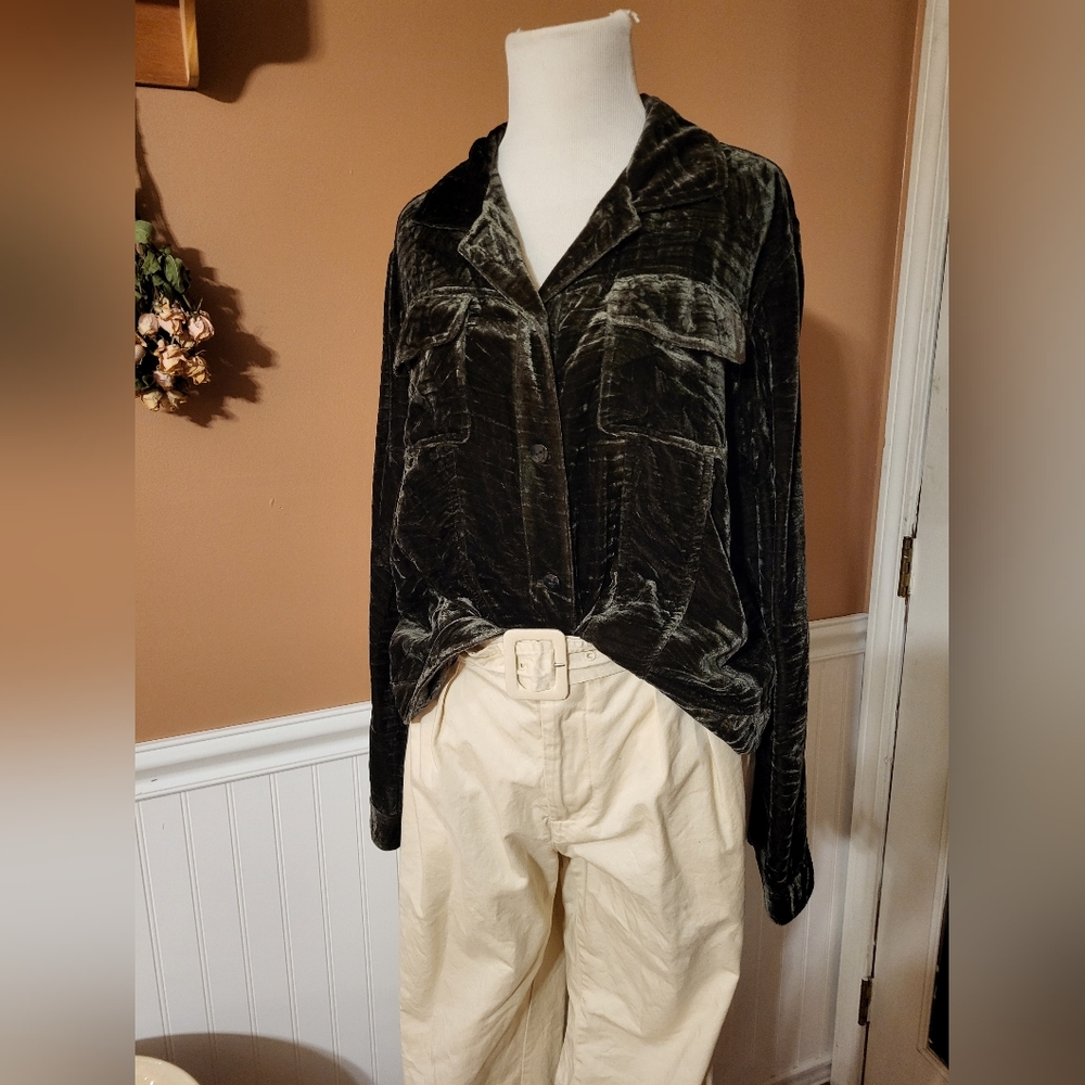 Chico's Sage Velvet Shacket